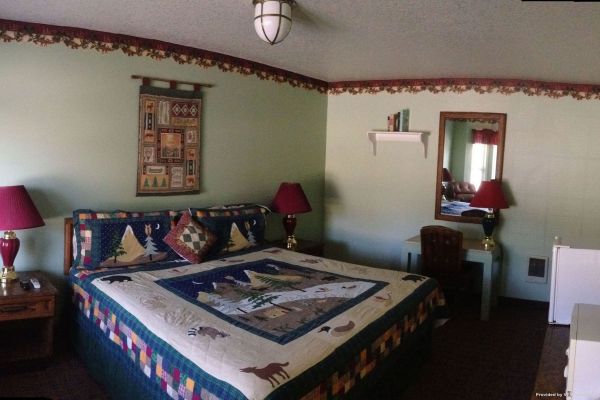 SWEET BREEZE INN (Grants Pass)
